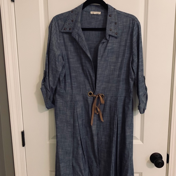 Denim vest with leather tie - Picture 2 of 4